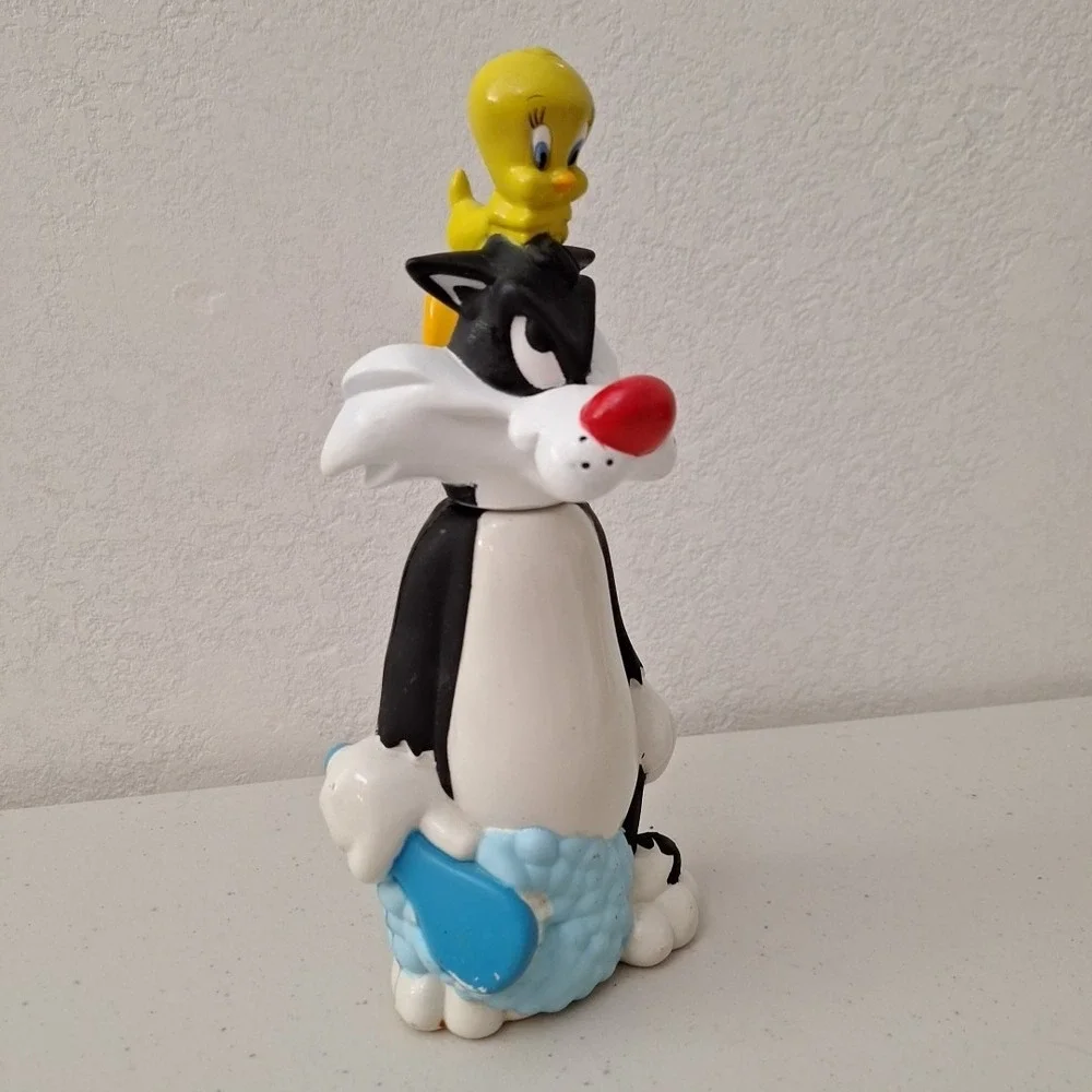Vtg NEW FULL Minnetonka Sylvester and Tweety Bird Shampoo‎ 9
